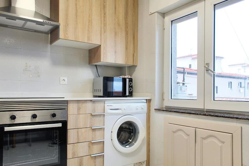 Linares 10 Apartment Santander Bagian luar foto